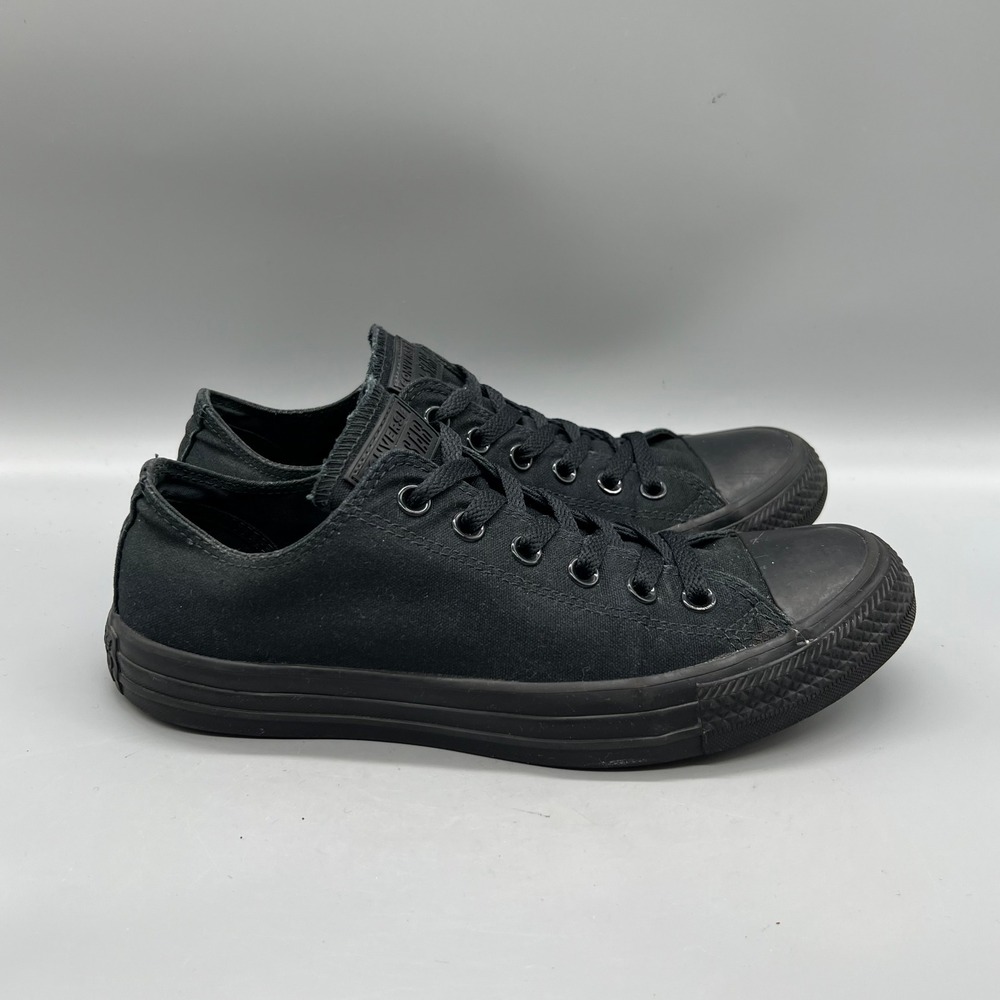 Converse Shoes Men 7 Black Canvas Chuck Taylor All Star Low Top Sneakers Comfort